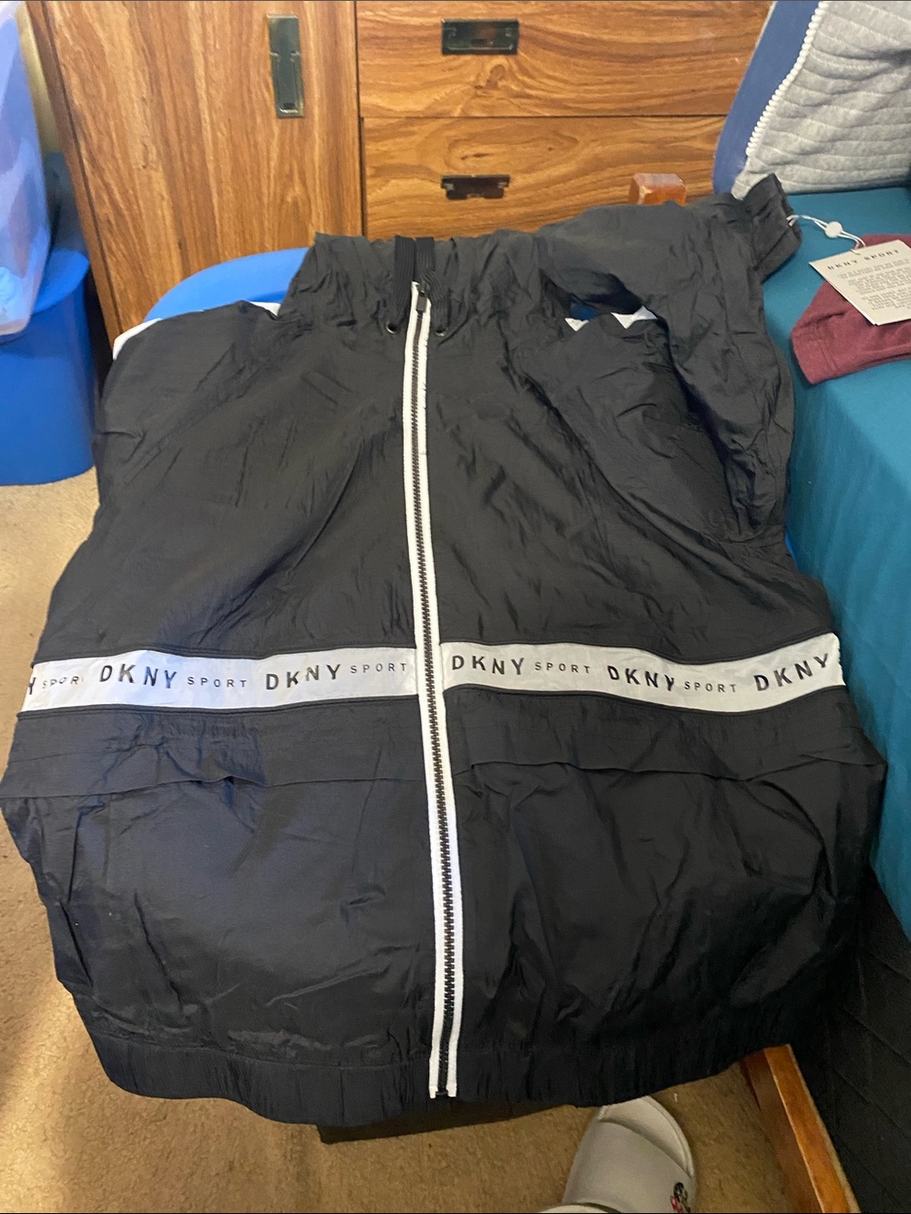 DKNY Black Sport Zip-Up Windbreaker with Contrast Trim